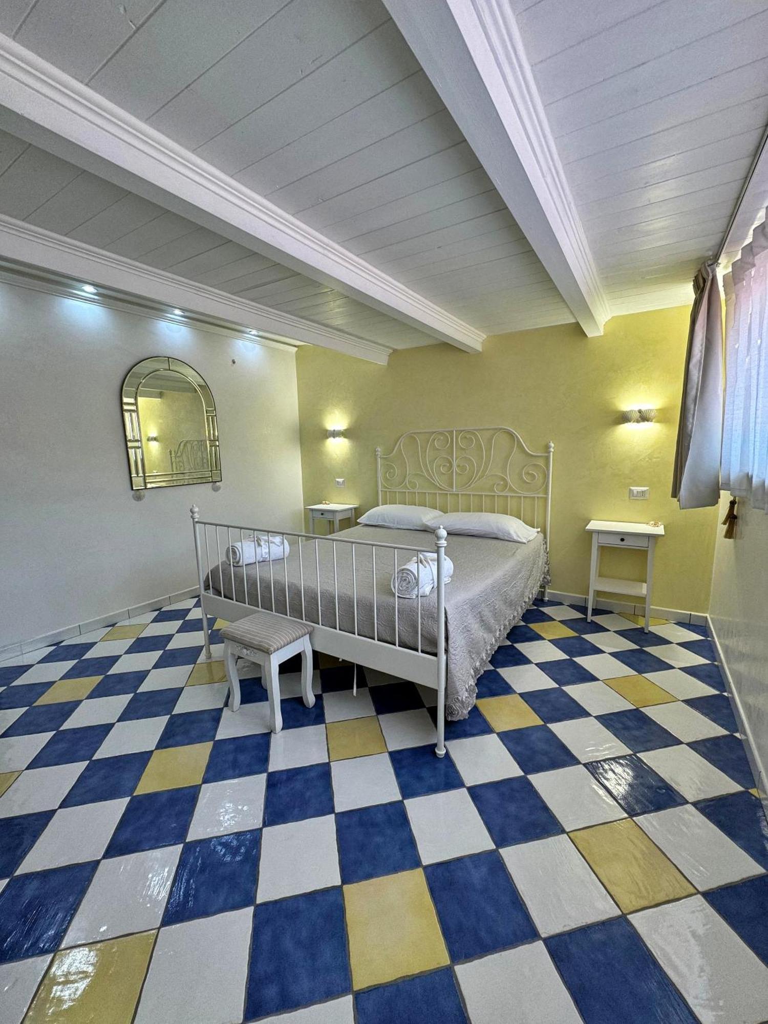 Cassiodoro Suite B&B Marina di Davoli Extérieur photo